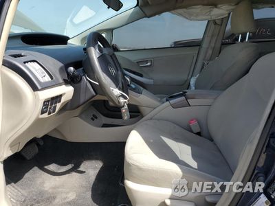 Zdjęcie 7 z 12 samochodu: 2013 TOYOTA PRIUS VIN:JTDKN3DU3D1652166 - miniatura