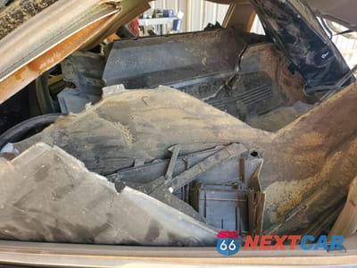 Zdjęcie 7 z 13 samochodu: 1998 BMW 740 IL VIN:WBAGJ8322WDM16136 - miniatura