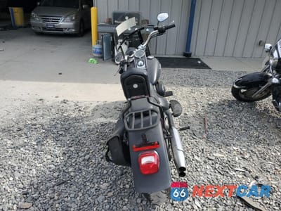 Czwarte zdjęcie samochodu z boku: 2013 HARLEY-DAVIDSON FLSTFB FATBOY LO VIN:1HD1JNV14DB042292 - miniatura
