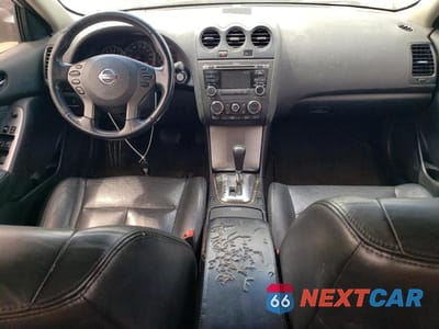 Zdjęcie 8 z 12 samochodu: 2011 NISSAN ALTIMA BASE VIN:1N4AL2AP4BN462687 - miniatura