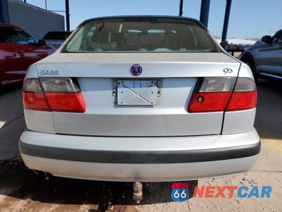 Zdjęcie 6 z 12 samochodu: 2000 SAAB 9-5 AERO VIN:YS3EH48G1Y3049167 - miniatura