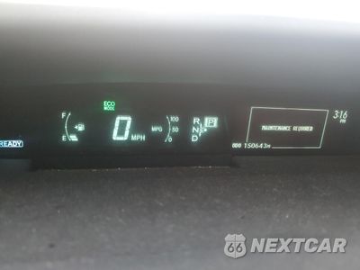 Zdjęcie 9 z 12 samochodu: 2013 TOYOTA PRIUS VIN:JTDKN3DU3D0339981 - miniatura