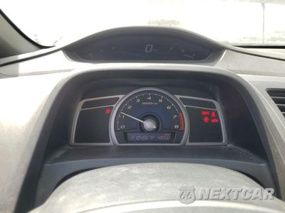 Zdjęcie 9 z 13 samochodu: 2006 HONDA CIVIC EX VIN:2HGFG11806H525470 - miniatura