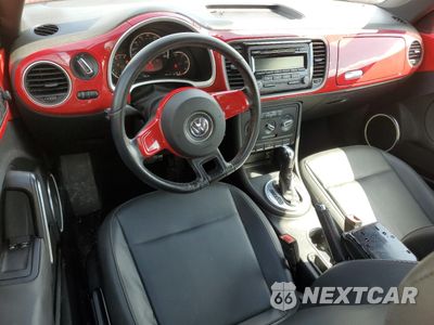 Zdjęcie 8 z 12 samochodu: 2013 VOLKSWAGEN BEETLE VIN:3VWJX7AT0DM691502 - miniatura