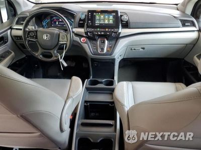 Zdjęcie 8 z 12 samochodu: 2019 HONDA ODYSSEY EXL VIN:5FNRL6H70KB090578 - miniatura