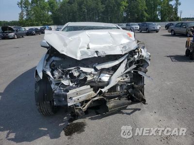 Piąte zdjęcie samochodu w środku: 2019 TOYOTA CAMRY L VIN:4T1B11HK7KU771953 - miniatura