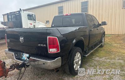 Czwarte zdjęcie samochodu z boku: 2014 RAM 2500 LONGHORN VIN:3C6UR5GL4EG200069 - miniatura