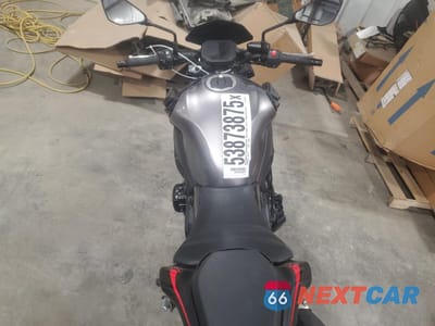 Zdjęcie 6 z 10 samochodu: 2023 KAWASAKI ZR900 F VIN:ML5ZRDF14PDA63008 - miniatura