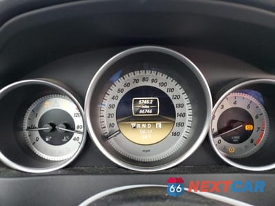 Zdjęcie 9 z 12 samochodu: 2012 MERCEDES-BENZ C 300 4MATIC VIN:WDDGF8BB1CR197616 - miniatura