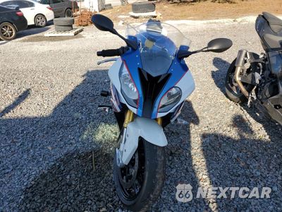 Drugie zdjęcie samochodu z przodu: 2018 BMW S 1000 RR VIN:WB10D6000JZ711490 - miniatura