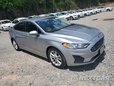 Czwarte zdjęcie samochodu z boku: 2020 FORD FUSION SE VIN:3FA6P0LU1LR119061 - miniatura