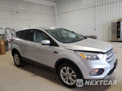 Czwarte zdjęcie samochodu z boku: 2019 FORD ESCAPE SE VIN:1FMCU0GD2KUB59667 - miniatura