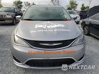 Piąte zdjęcie samochodu w środku: 2020 CHRYSLER PACIFICA LIMITED VIN:2C4RC1GG8LR130738 - miniatura