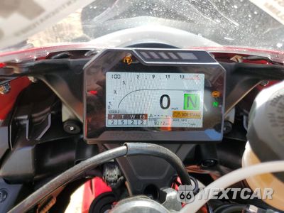 Zdjęcie 7 z 9 samochodu: 2022 HONDA CBR1000 RA VIN:JH2SC7757NK500203 - miniatura