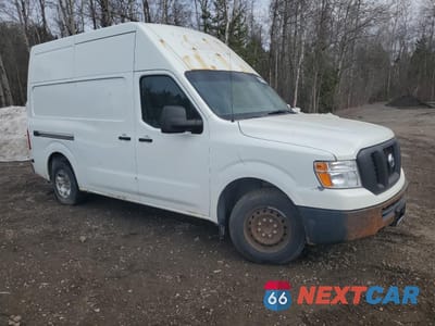 Czwarte zdjęcie samochodu z boku: 2016 NISSAN NV 2500 VIN:1N6BF0LY4EN105382 - miniatura