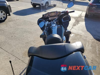 Zdjęcie 6 z 10 samochodu: 2017 KAWASAKI VN1700 B VIN:JKBVNRB17HA014507 - miniatura