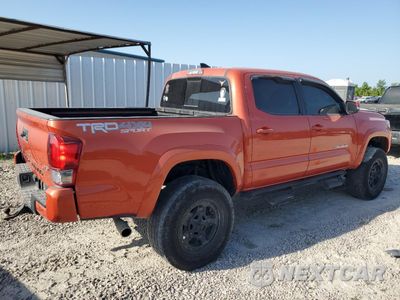 Trzecie zdjęcie samochodu z tyłu: 2017 TOYOTA TACOMA DOUBLE CAB VIN:5TFCZ5AN9HX065118 - miniatura