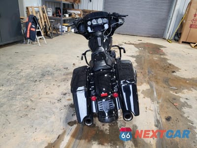 Czwarte zdjęcie samochodu z boku: 2019 HARLEY-DAVIDSON FLHXS VIN:1HD1KRP1XKB613007 - miniatura