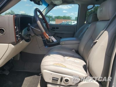 Zdjęcie 7 z 14 samochodu: 2004 CADILLAC ESCALADE LUXURY VIN:1GYEK63N14R234511 - miniatura
