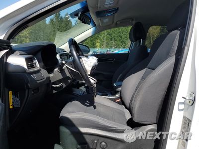 Zdjęcie 7 z 13 samochodu: 2016 KIA SORENTO LX VIN:5XYPG4A39GG057652 - miniatura