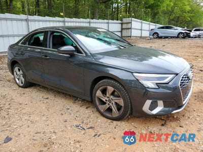 Czwarte zdjęcie samochodu z boku: 2023 AUDI A3 PREMIUM VIN:WAUGUDGY1PA049828 - miniatura