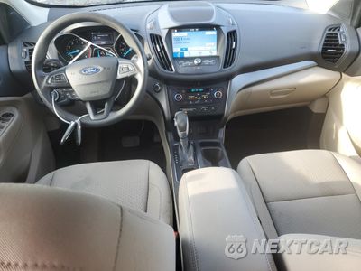 Zdjęcie 8 z 13 samochodu: 2019 FORD ESCAPE SE VIN:1FMCU0GD5KUB94784 - miniatura