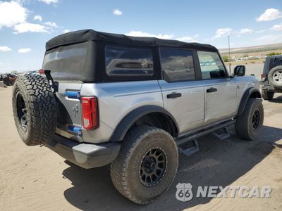 Trzecie zdjęcie samochodu z tyłu: 2022 FORD BRONCO BASE VIN:1FMDE5BH1NLB13122 - miniatura