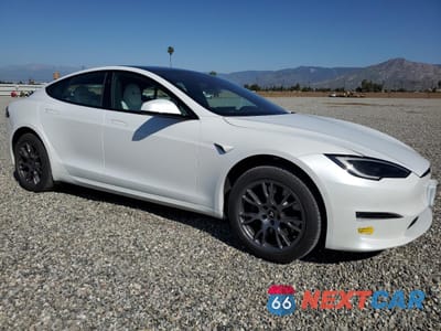 Czwarte zdjęcie samochodu z boku: 2022 TESLA MODEL S VIN:5YJSA1E69NF479505 - miniatura