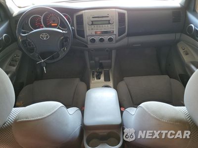Zdjęcie 8 z 14 samochodu: 2006 TOYOTA TACOMA DOUBLE CAB PRERUNNER VIN:5TEJU62N56Z275313 - miniatura