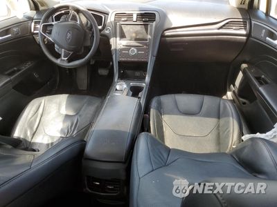 Zdjęcie 8 z 14 samochodu: 2019 FORD FUSION TITANIUM VIN:3FA6P0RU7KR181327 - miniatura