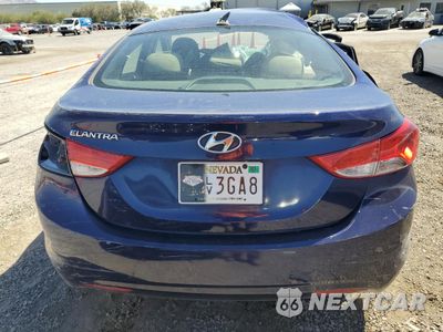 Zdjęcie 6 z 12 samochodu: 2013 HYUNDAI ELANTRA GL VIN:5NPDH4AE3DM195600 - miniatura