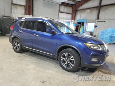 Czwarte zdjęcie samochodu z boku: 2017 NISSAN ROGUE S VIN:JN8AT2MV1HW015116 - miniatura
