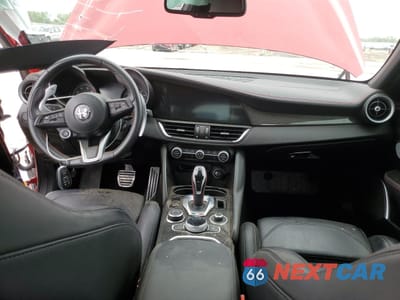 Zdjęcie 8 z 14 samochodu: 2023 ALFA ROMEO GIULIA TI VIN:ZARFANBNXP7668103 - miniatura