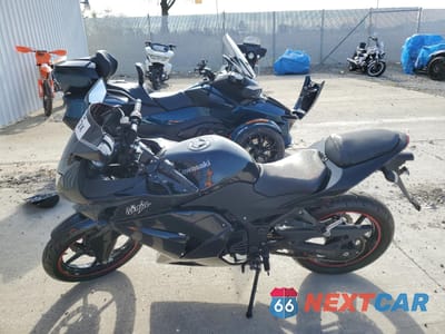Trzecie zdjęcie samochodu z tyłu: 2012 KAWASAKI EX250 J VIN:JKAEXMJ1XCDAA3686 - miniatura