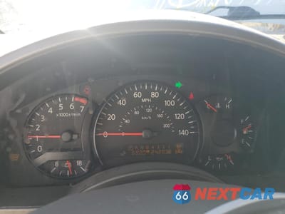 Zdjęcie 9 z 15 samochodu: 2004 NISSAN ARMADA SE VIN:5N1AA08B94N712079 - miniatura