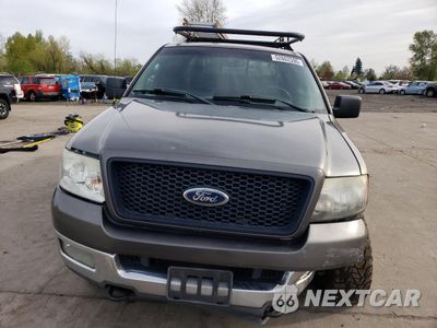 Piąte zdjęcie samochodu w środku: 2004 FORD F150 SUPERCREW VIN:1FTPW14524KC30755 - miniatura