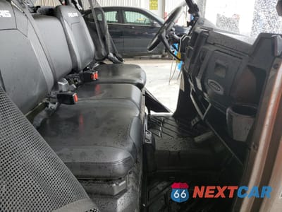 Piąte zdjęcie samochodu w środku: 2017 POLARIS RANGER XP 1000 EPS VIN:3NSRTE990HG973205 - miniatura