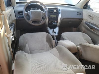 Zdjęcie 8 z 13 samochodu: 2006 HYUNDAI TUCSON GLS VIN:KM8JN72D36U262851 - miniatura