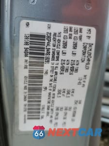 Zdjęcie 13 z 13 samochodu: 2004 DODGE GRAND CARAVAN SXT VIN:2D8GP44L94R618291 - miniatura