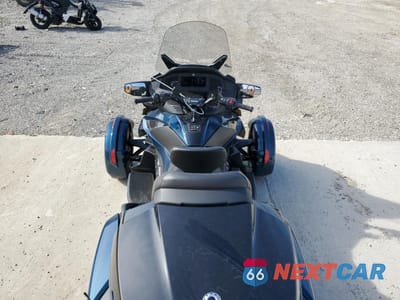 Zdjęcie 6 z 10 samochodu: 2021 CAN-AM SPYDER ROADSTER RT VIN:2BXNBDD48MV000433 - miniatura