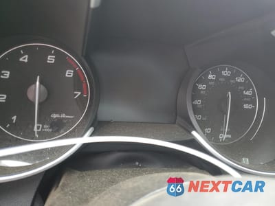 Zdjęcie 9 z 14 samochodu: 2023 ALFA ROMEO GIULIA TI VIN:ZARFANBNXP7668103 - miniatura