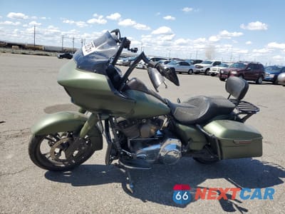 Trzecie zdjęcie samochodu z tyłu: 2016 HARLEY-DAVIDSON FLTRXS ROAD GLIDE SPECIAL VIN:1HD1KTM15GB614641 - miniatura