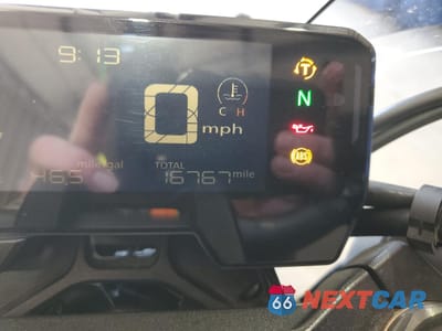 Zdjęcie 7 z 10 samochodu: 2019 HONDA CB650 RA VIN:MLHRH0258K5000078 - miniatura