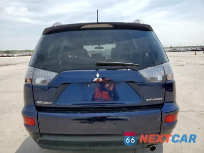 Zdjęcie 6 z 13 samochodu: 2011 MITSUBISHI OUTLANDER SE VIN:JA4AS3AW9BU007568 - miniatura