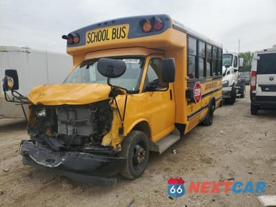 Drugie zdjęcie samochodu z przodu: 2017 CHEV EXPRESS G3500 VIN:1GB3GSBG5H1228889 - miniatura
