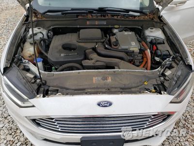 Zdjęcie 11 z 12 samochodu: 2018 FORD FUSION SE HYBRID VIN:3FA6P0LU7JR171758 - miniatura