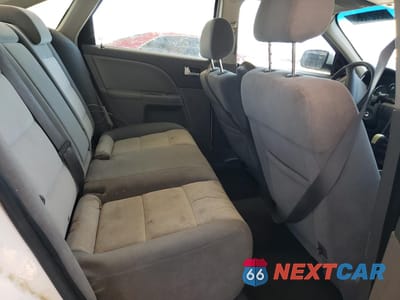 Zdjęcie 10 z 12 samochodu: 2005 MERCURY MONTEGO LUXURY VIN:1MEFM40105G615644 - miniatura