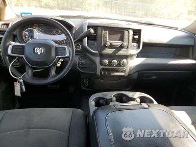 Zdjęcie 8 z 14 samochodu: 2019 RAM 3500 BIG HORN VIN:3C63RRHL6KG670387 - miniatura
