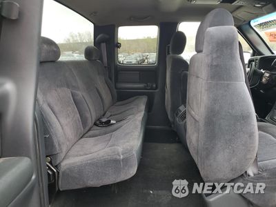 Zdjęcie 10 z 12 samochodu: 2000 CHEVROLET SILVERADO K2500 VIN:1GCGK29U3YE290825 - miniatura