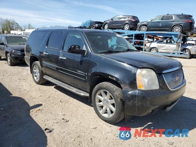 Czwarte zdjęcie samochodu z boku: 2008 GMC YUKON XL DENALI VIN:1GKFK66818J193676 - miniatura
